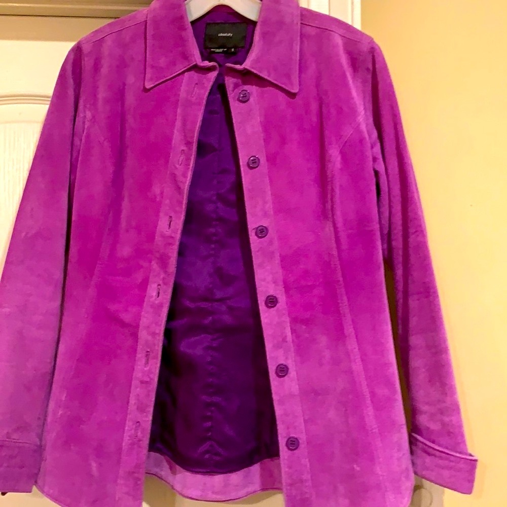 Beautiful 100 percent soft leather blazer